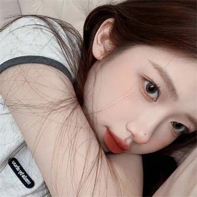 美丽笨女人